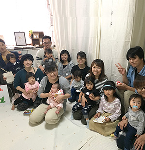 木馬のおはなし会の様子