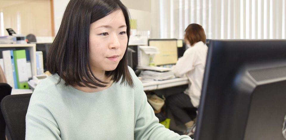 WEB販売スタッフインタビュー